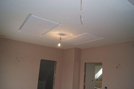 dom Rokietnica panel grzewczy wbudowany w podwieszony sufit